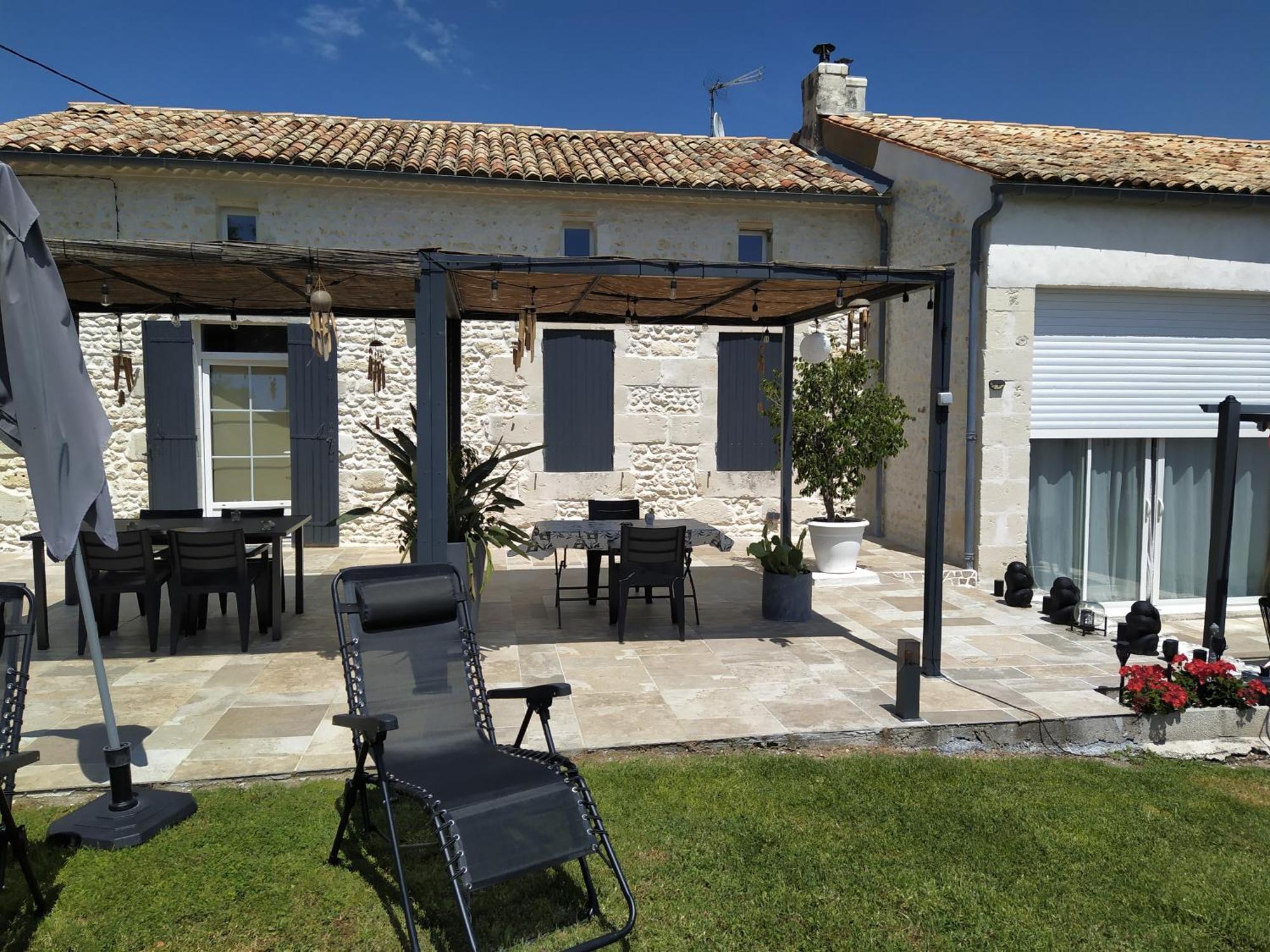 B&B Bel Agave Saint-Georges-des-Agoûts Exterior photo